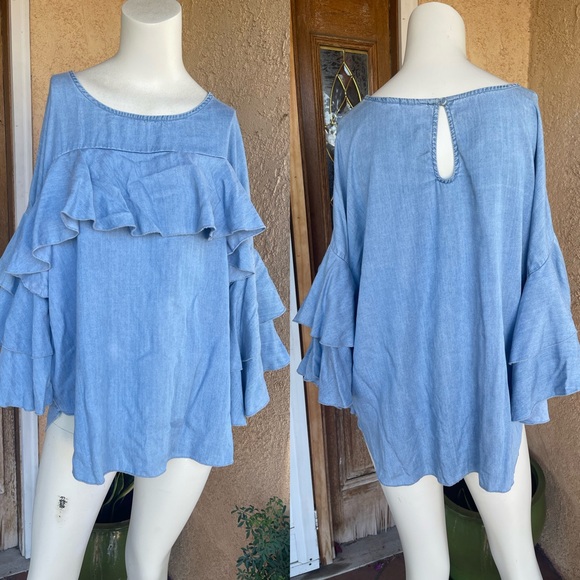 LC Lauren Conrad Tops - Lauren Conrad Ruffle Chambray Blouse LARGE